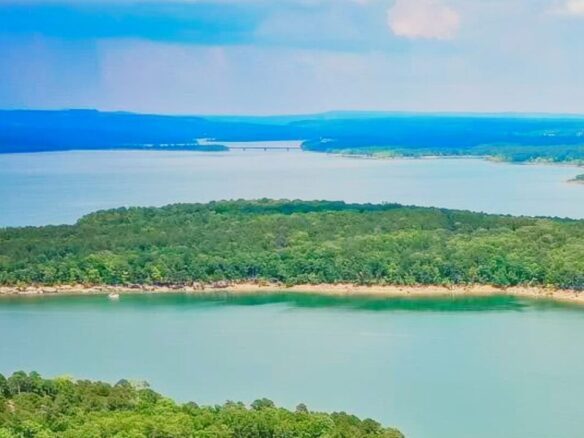 SOLD – Privacy, Serenity, and Lake Views: 0.24 Acres Lot Ideal to Build/Retreat