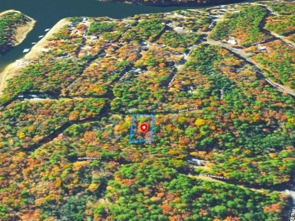 0.30-Acre Treed Land for Sale in Mountain View Arkansas