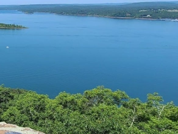 SOLD – 0.25 Acres Mountain View Land for Sale Fairfield Bay, AR