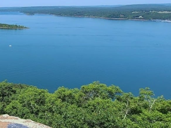 SOLD – 0.25 Acres Mountain View Land for Sale Fairfield Bay, AR