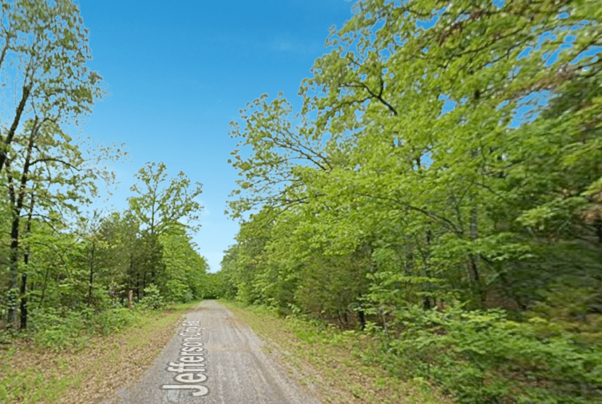 Wooded 0.47 Acre Near Crown Lake – Horseshoe Bend, AR! $145/Month!