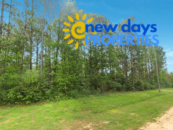 0.26-Acre Lot Near Happiness Lake!
