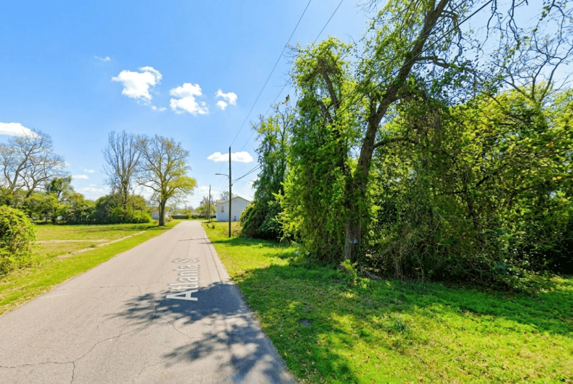 0.11-Acre Investment Lot Close to City Conveniences!