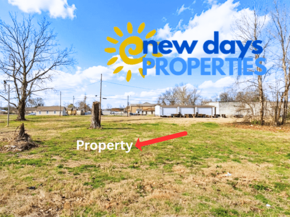 Hot Location! Downtown Clarksdale Lot with Business Potential!