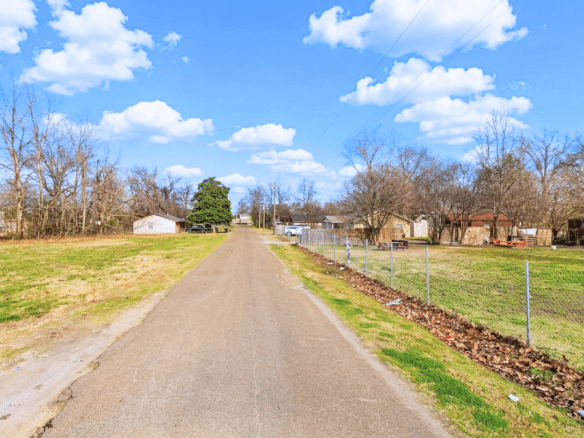 Hot Location! Downtown Clarksdale Lot with Business Potential!