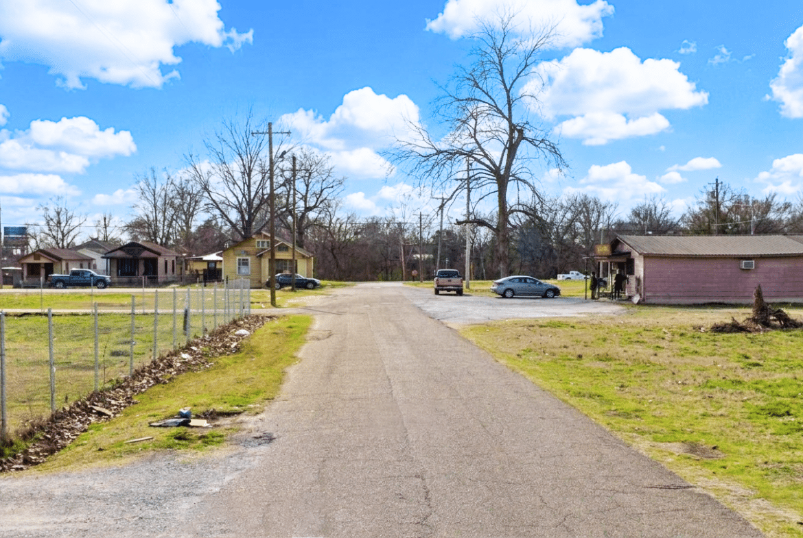 Hot Location! Downtown Clarksdale Lot with Business Potential!