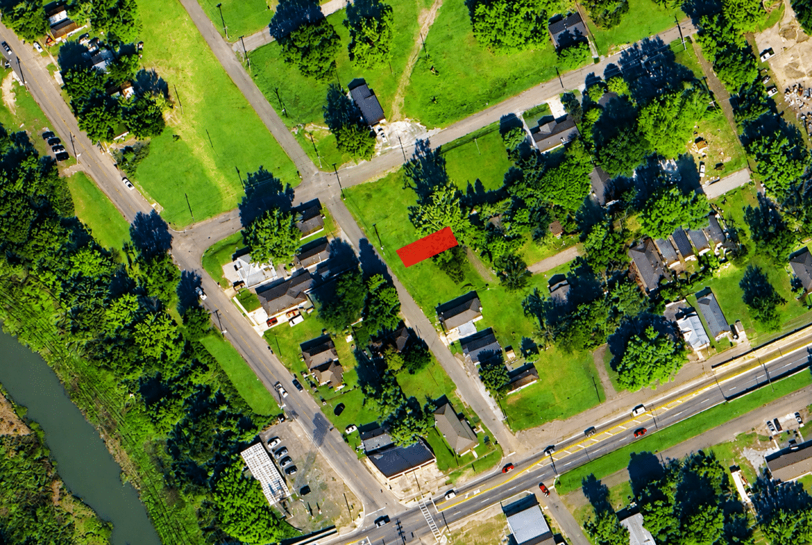 Buildable and Mobile Home Friendly Lot With Utilities!