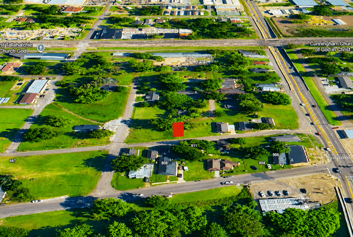Buildable and Mobile Home Friendly Lot With Utilities!