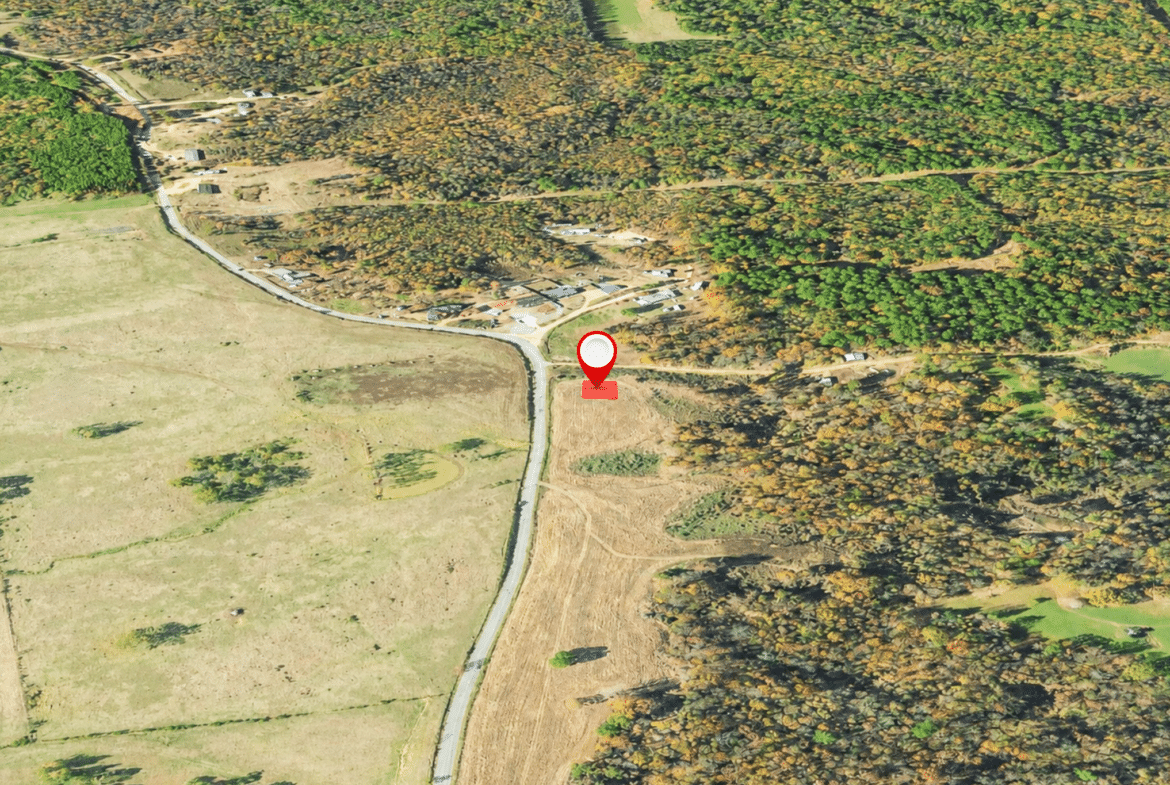 0.10 Acre Unrestricted Lot!