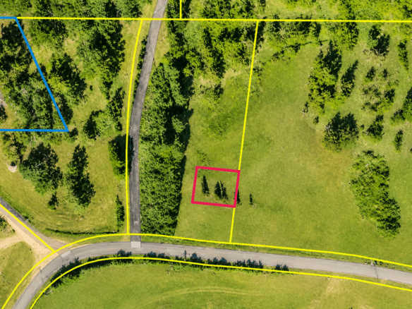 0.10 Acre Unrestricted Lot!