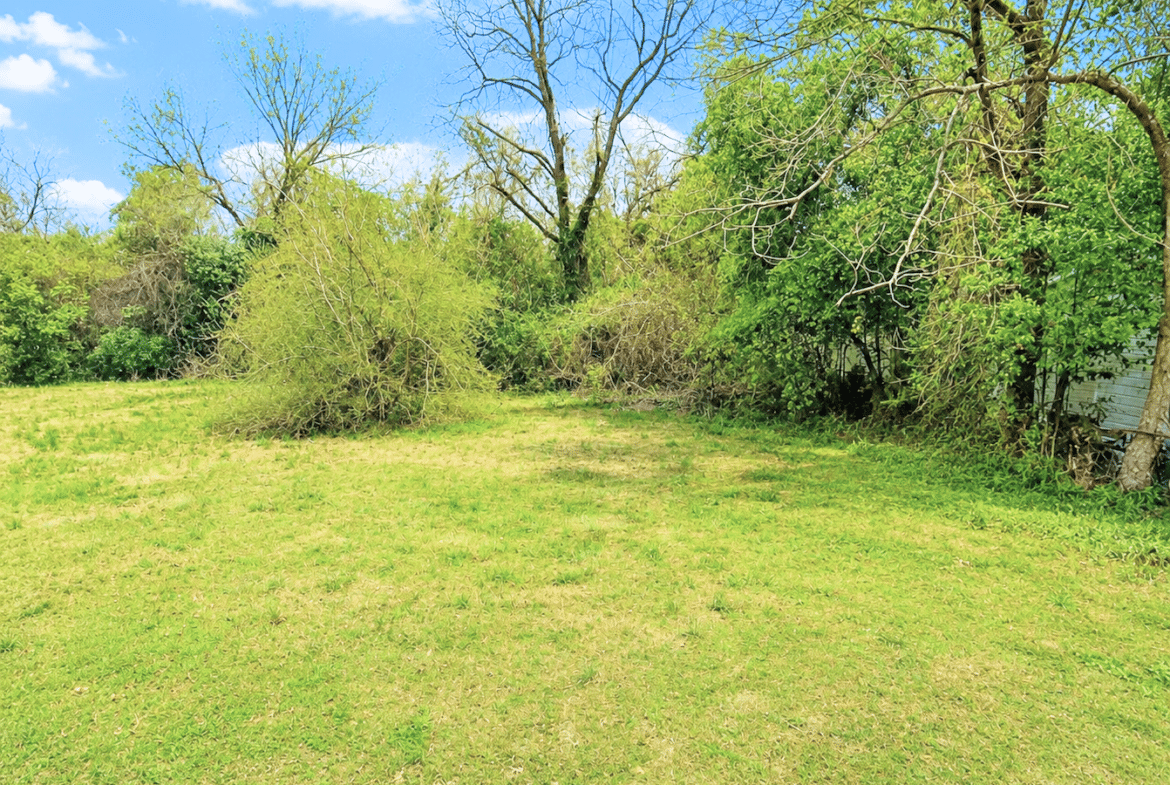 Flat, Ready-to-Build 0.11-AcreLot in the Heart of Hattiesburg, MS