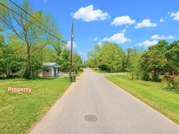 Flat, Ready-to-Build 0.11-AcreLot in the Heart of Hattiesburg, MS