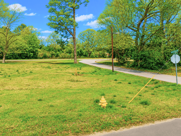 Flat, Ready-to-Build 0.11-AcreLot in the Heart of Hattiesburg, MS
