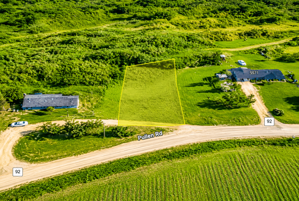 0.25-Acre Corner Lot w/ Utilities!
