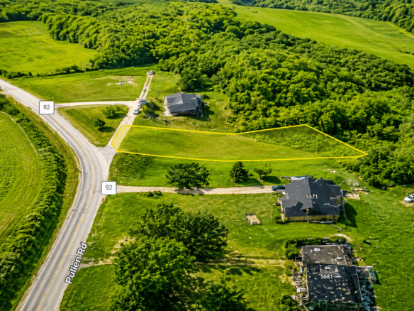 0.25-Acre Corner Lot w/ Utilities!
