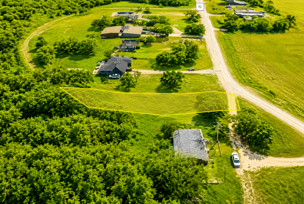 0.25-Acre Corner Lot w/ Utilities!