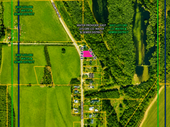 0.25-Acre Corner Lot w/ Utilities!