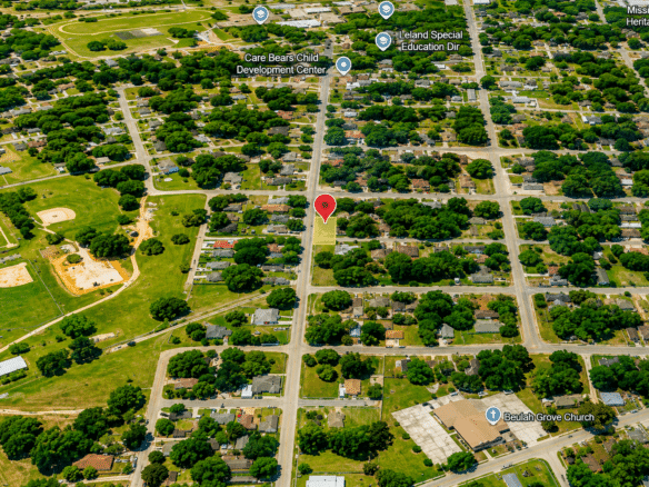 0.06-Acre Corner Lot for Sale in Leland, Mississippi