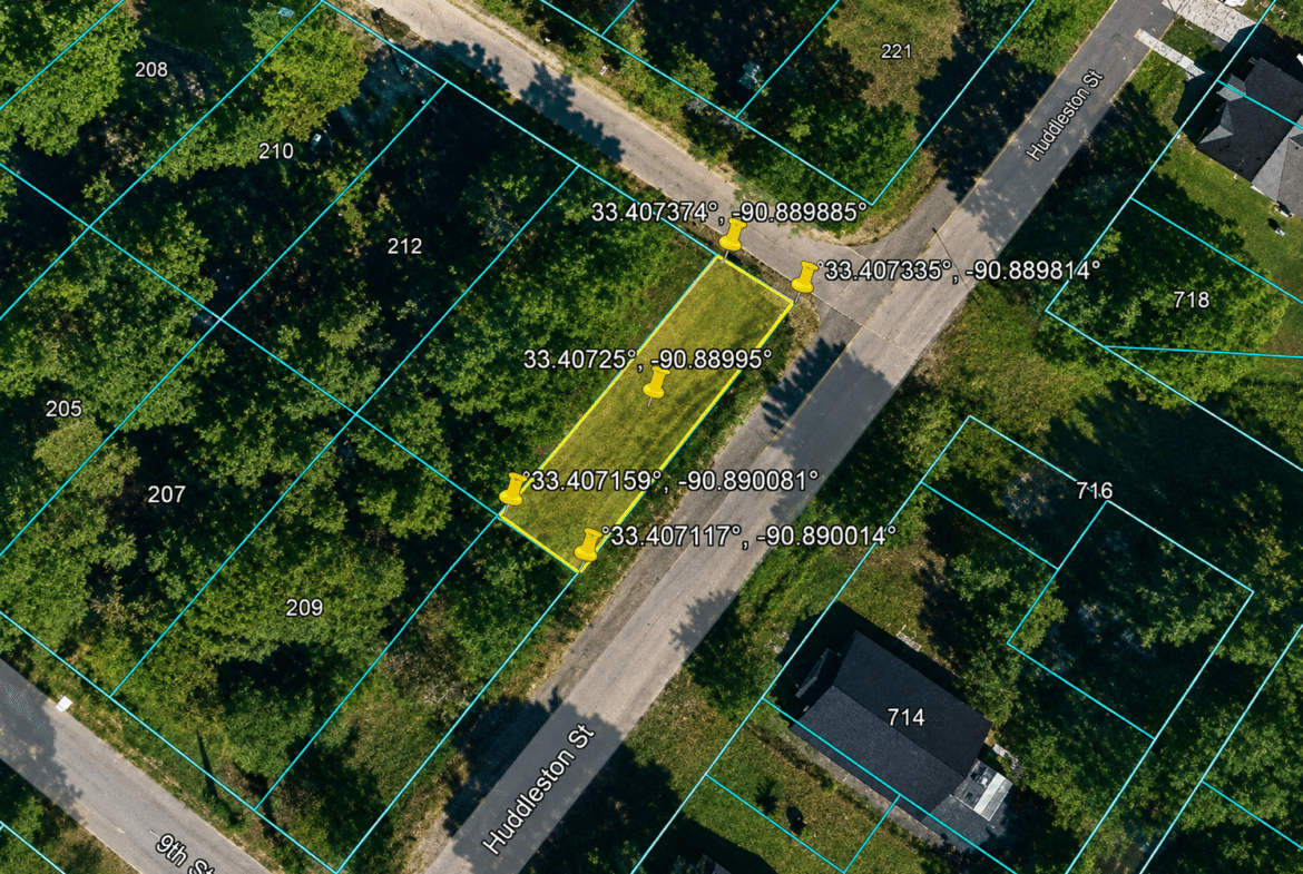 0.06-Acre Corner Lot for Sale in Leland, Mississippi