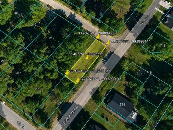 0.06-Acre Corner Lot for Sale in Leland, Mississippi