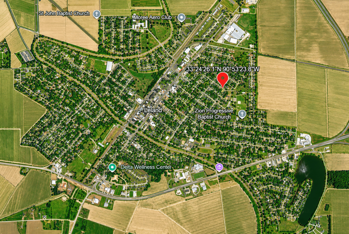 0.06-Acre Corner Lot for Sale in Leland, Mississippi