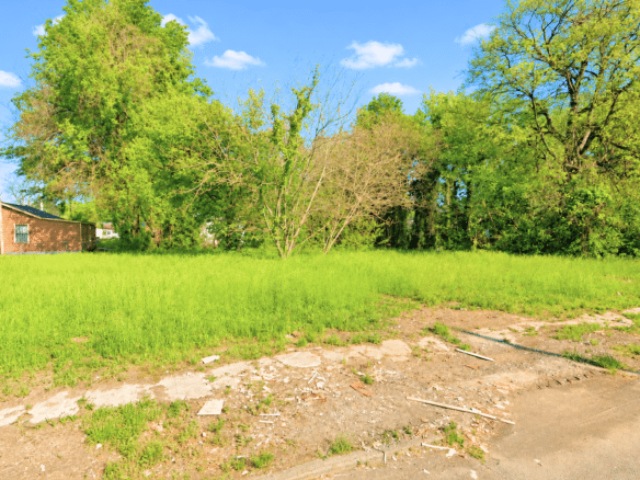 Small Residential Lot Perfect for Home Site or Investment!