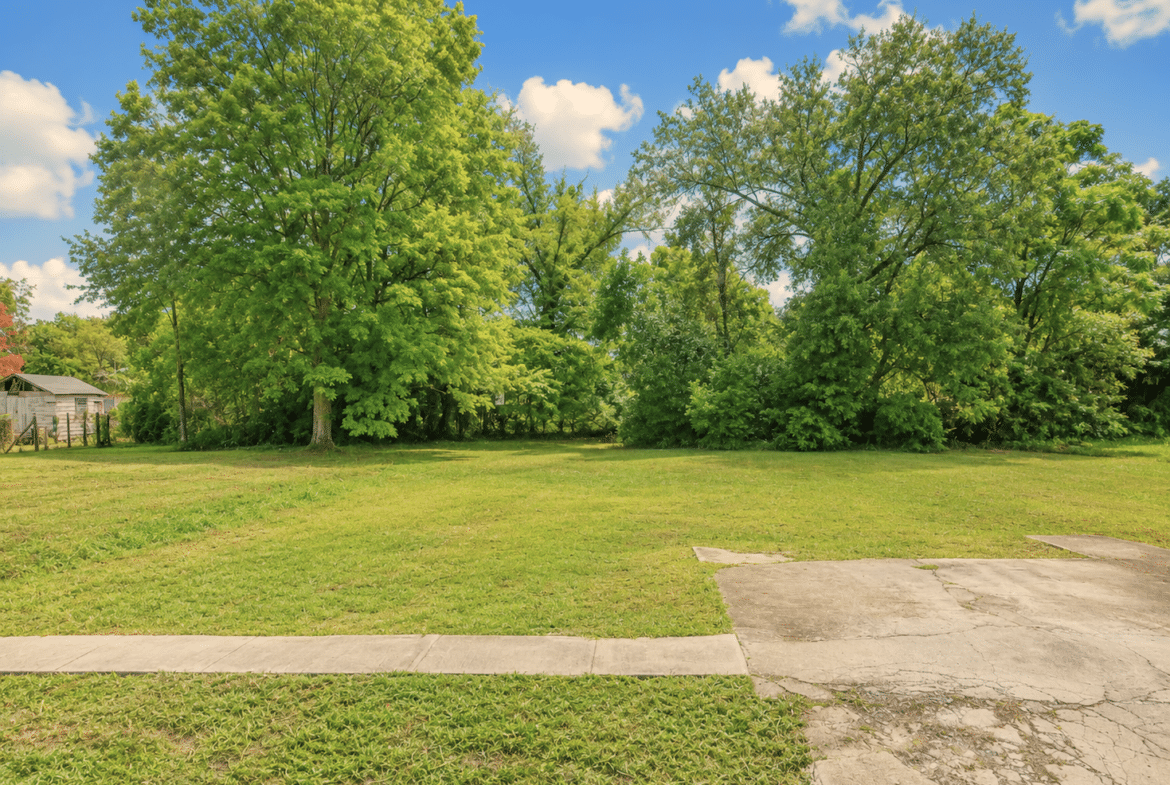 Small Residential Lot Perfect for Home Site or Investment!