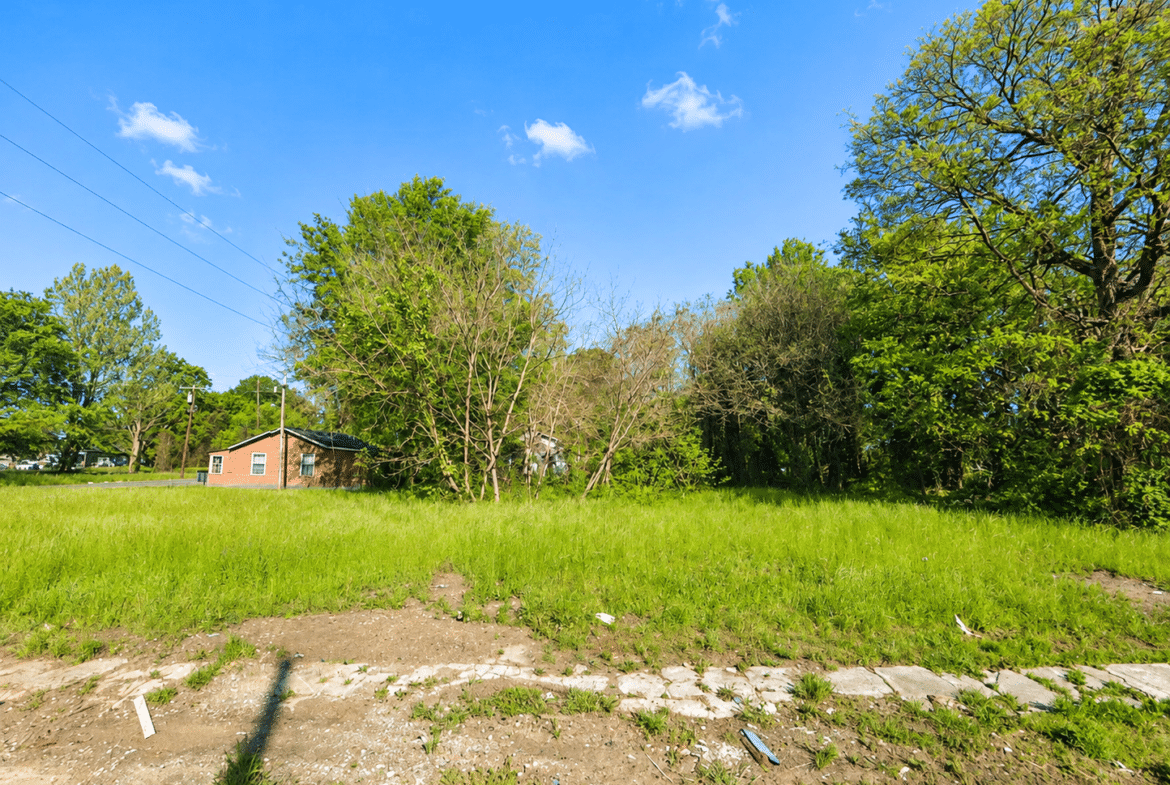 Small Residential Lot Perfect for Home Site or Investment!