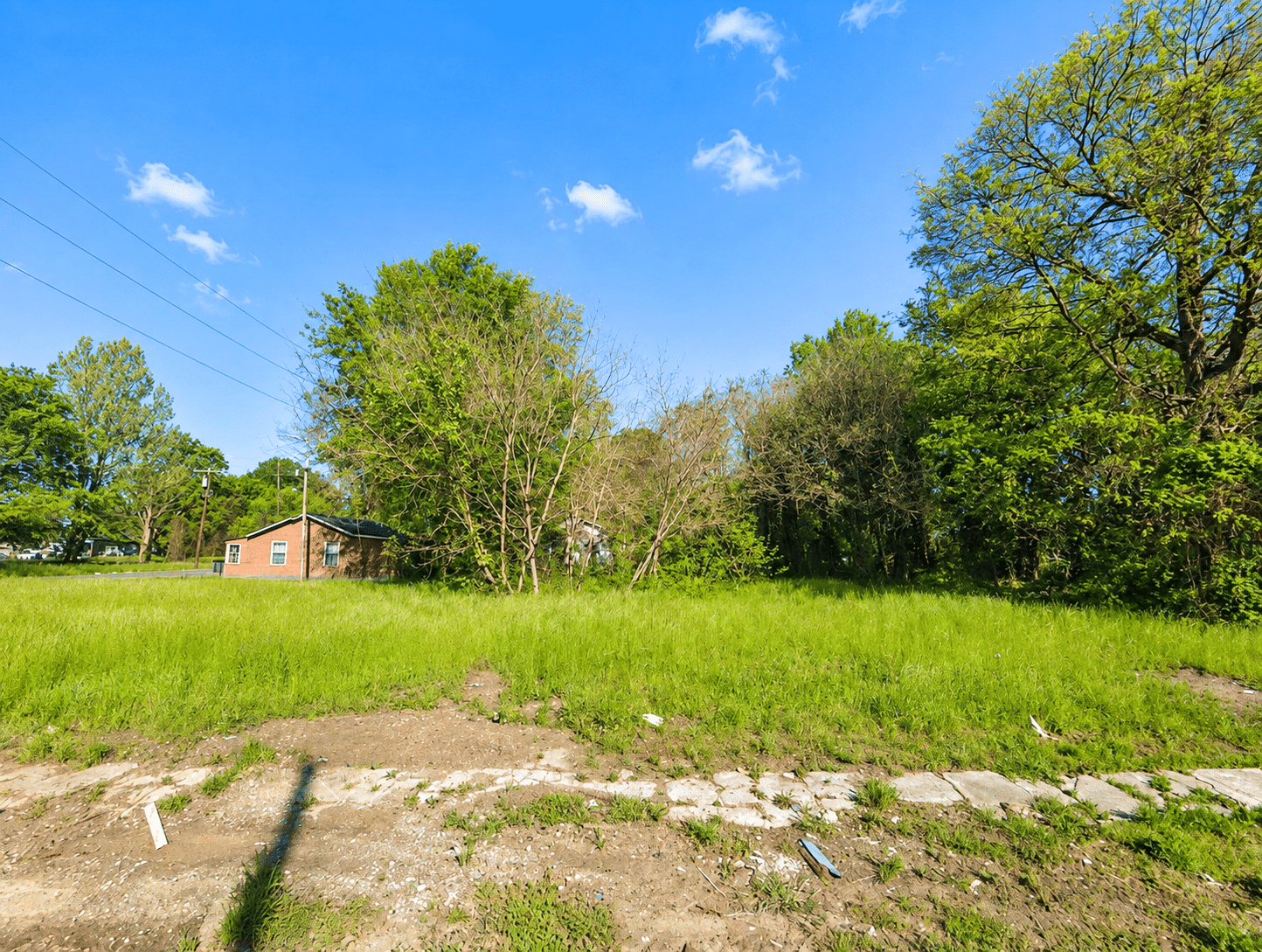 8 Small Residential Lot Perfect for Home Site or Investment!
