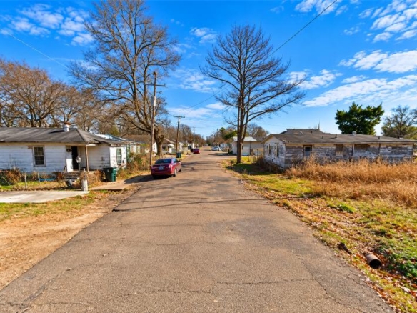 Greenwood Mississippi Land for Sale – 0.0574 Acres