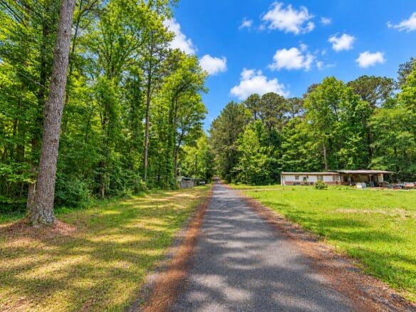 Wooded 1-Acre Land for Sale Near Brandon, Mississippi