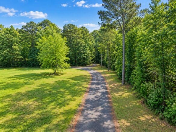 Wooded 1-Acre Land for Sale Near Brandon, Mississippi